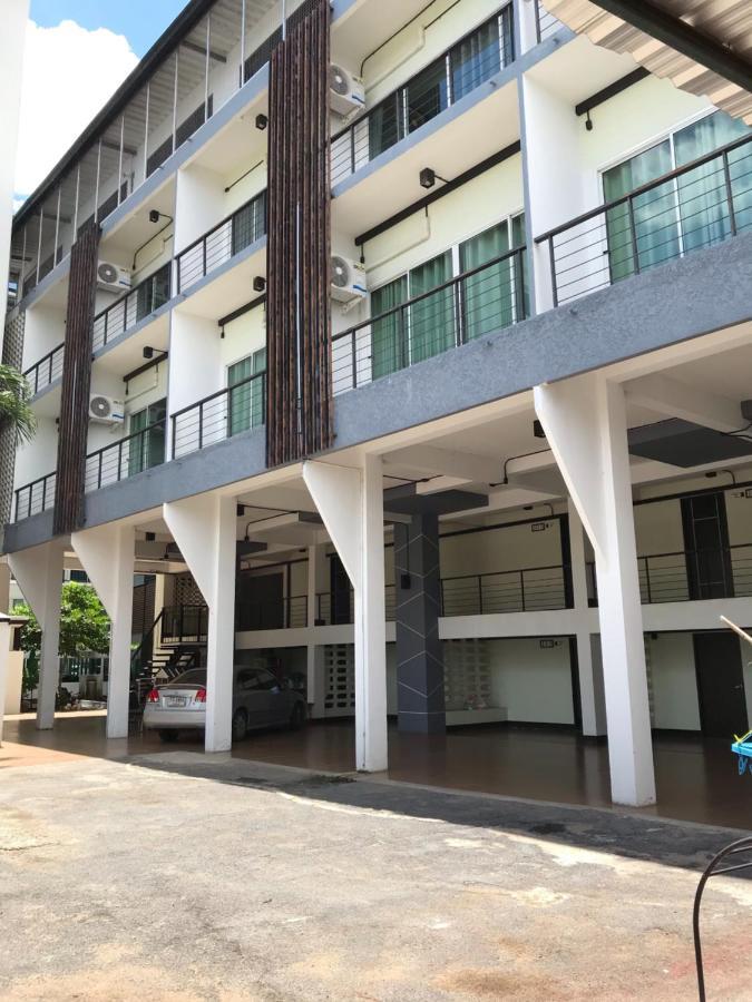 Vatchara Northgate Hotel Nakhon Sawan Exterior photo